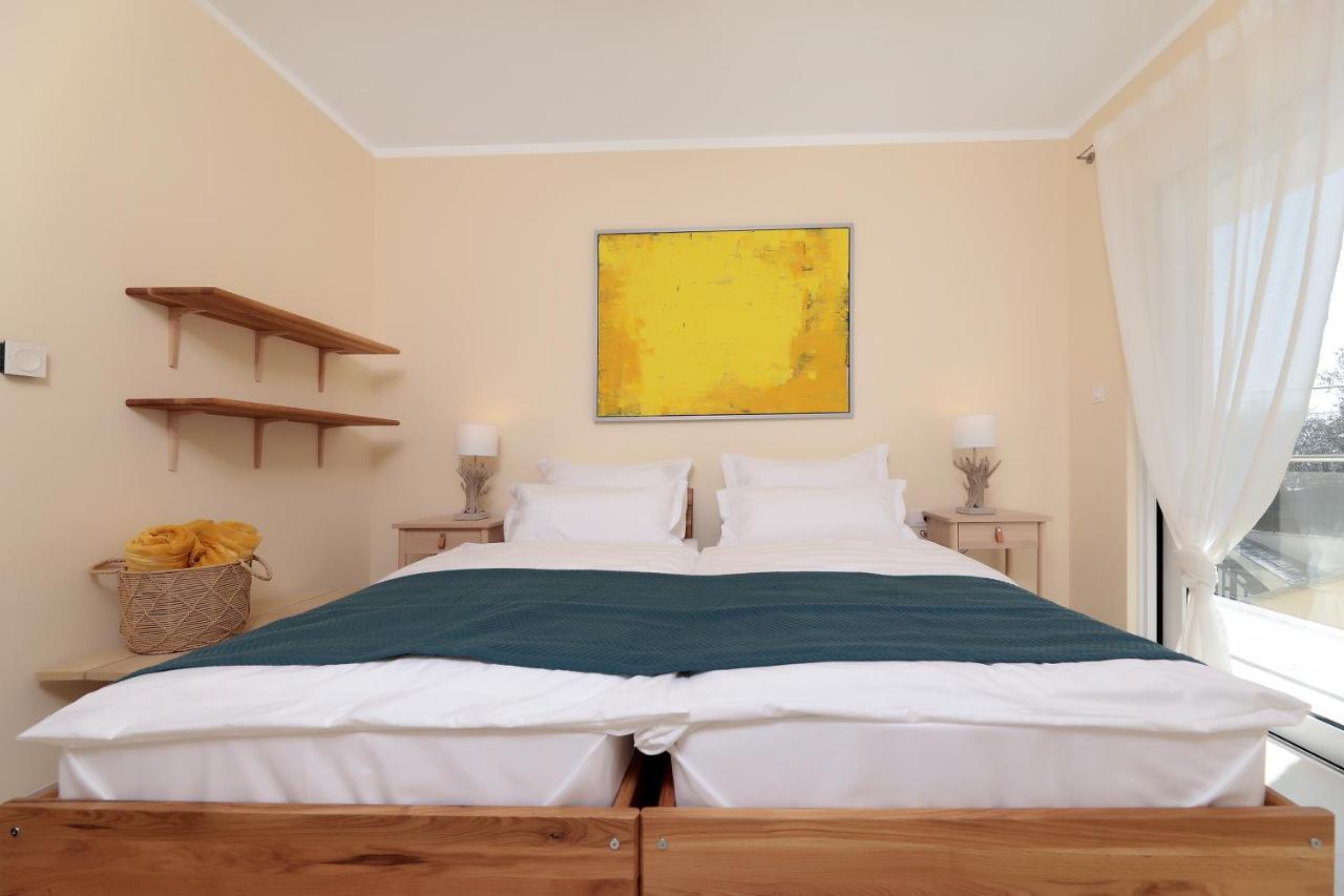 Villa Sunny Icici- Apartment Sun Экстерьер фото